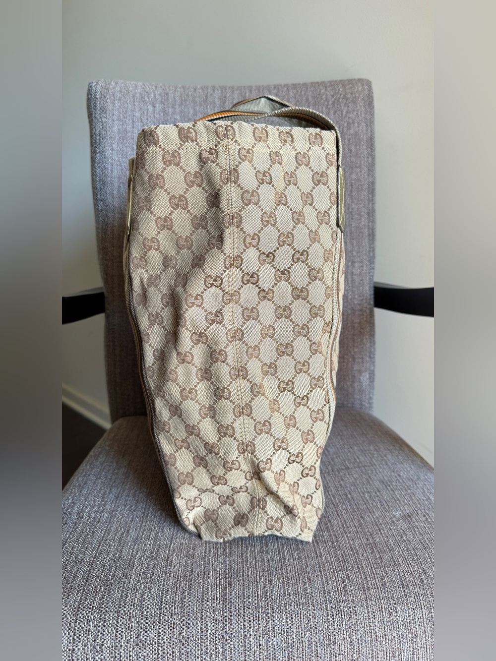 Authentic Gucci Shopping Tote Bag - Picture 10 of 15